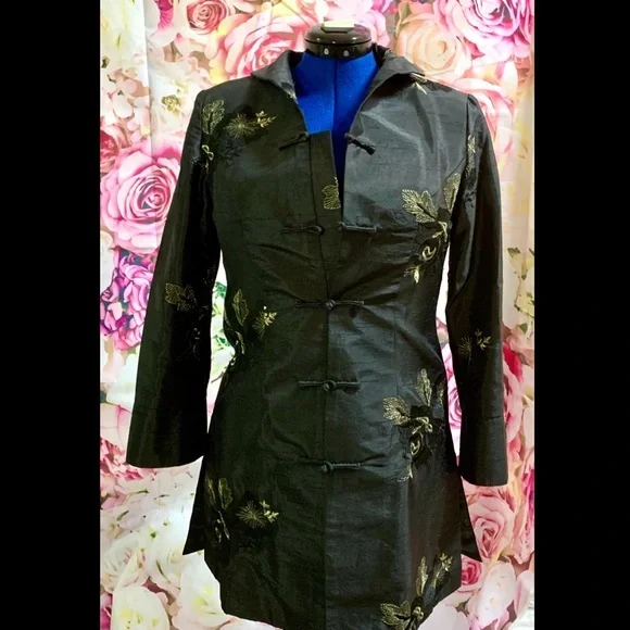 Chinese Style Black Silk Floral Women's Jacket - Picture 3 of 6